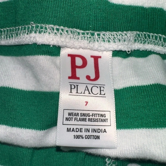 3 Unisex Reindeer Stripe Snug Fit Cotton Pajamas size 12/18m, 6 and 7 - Picture 5 of 7